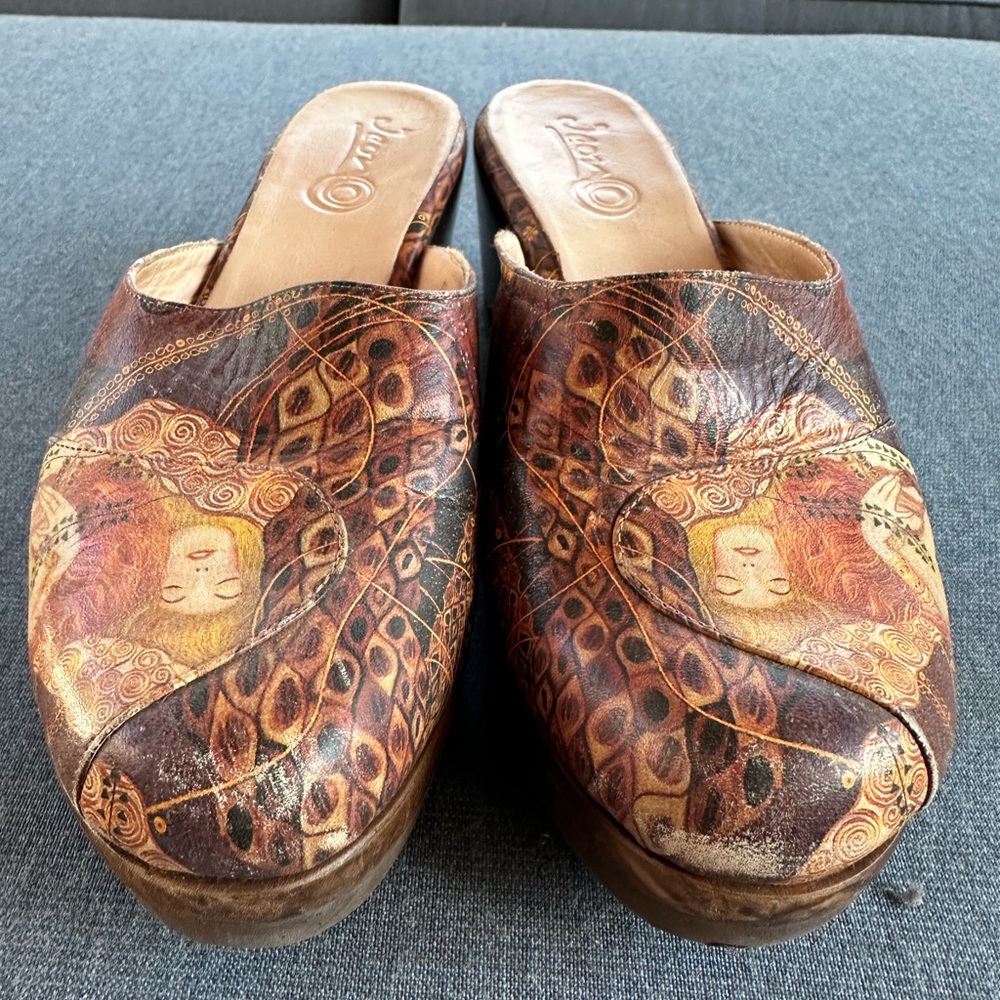 Icon wearable art leather clogs